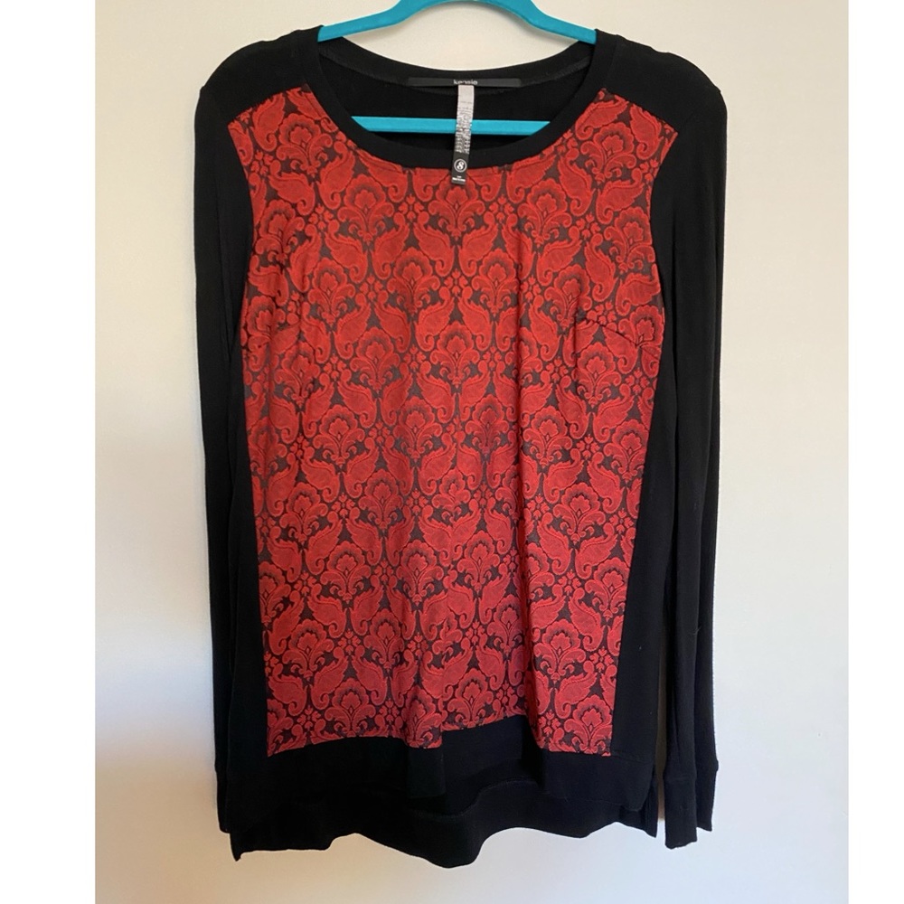 Kensie lace print tunic.